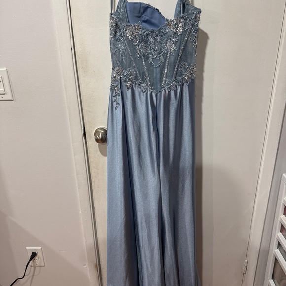 dress - Picture 5 of 7